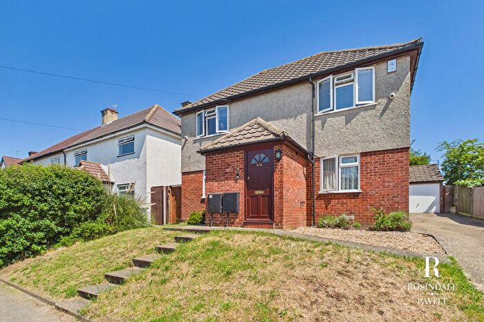 1 Bedroom Flat For Sale In Rookwood Avenue, Wallington, SM6