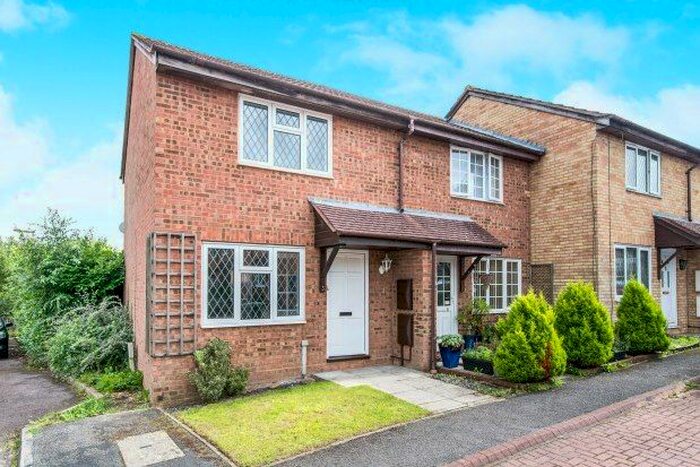 2 Bedroom End Of Terrace House To Rent In Calleva Close, Basingstoke, RG22