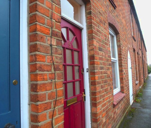 2 Bedroom Property To Rent In Coronation Road, Stony Stratford, Milton Keynes, MK11