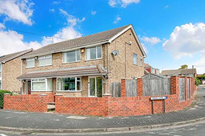 3 Bedroom Semi-Detached House For Sale In St. Marys Drive, Thorngumbald, HU12