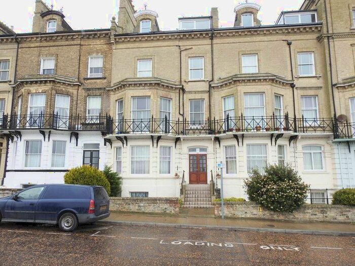 1 Bedroom Flat To Rent In Kirkley Cliff, Lowestoft, NR33