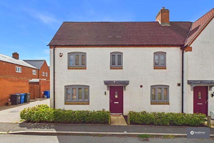 3 Bedroom Semi-Detached House For Sale In Prometheus Lane, Brackley, NN13