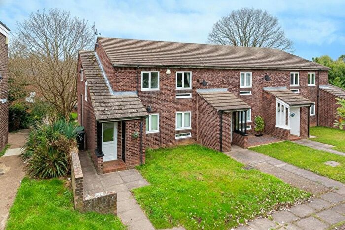 2 Bedroom Apartment For Sale In Ramsons Way, Comfrey Court, OX14