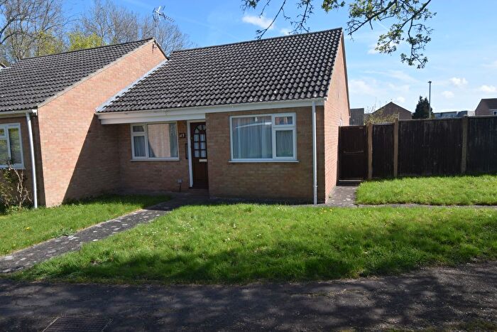 2 Bedroom Terraced Bungalow For Sale In Rosevean Close, Bridgwater, TA6