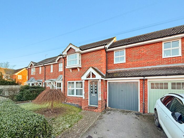 3 Bedroom Terraced House For Sale In The Fielders, Eversley, RG27