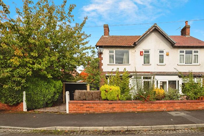 2 Bedroom Semi-Detached House For Sale In Edgeworth Drive, Manchester, Greater Manchester, M14
