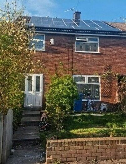 3 Bedroom Property For Sale In The Clough, Stockport, SK5