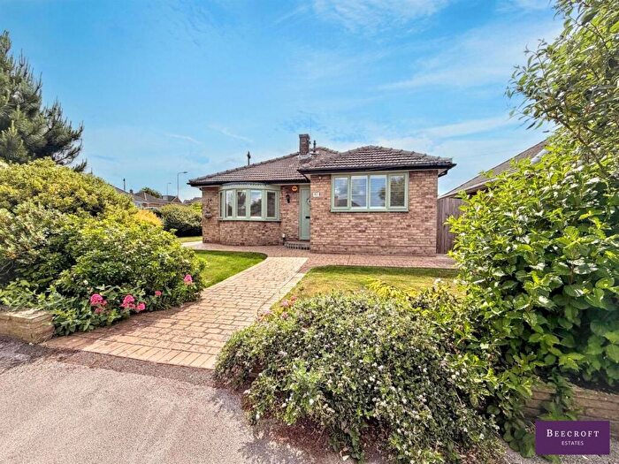 3 Bedroom Detached Bungalow For Sale In Broomhead Road, Wombwell, Barnsley, S73