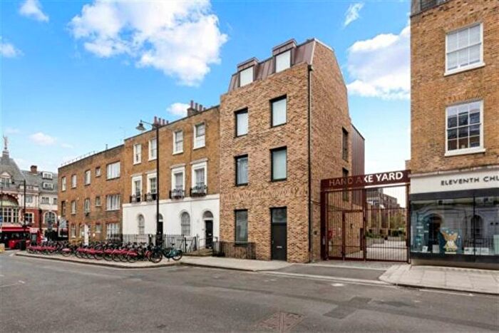3 Bedroom Flat For Sale In Camden, London, WC1X