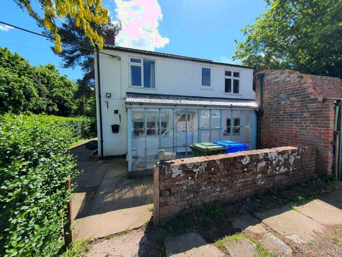 3 Bedroom House To Rent In White House, Burtoft, PE20