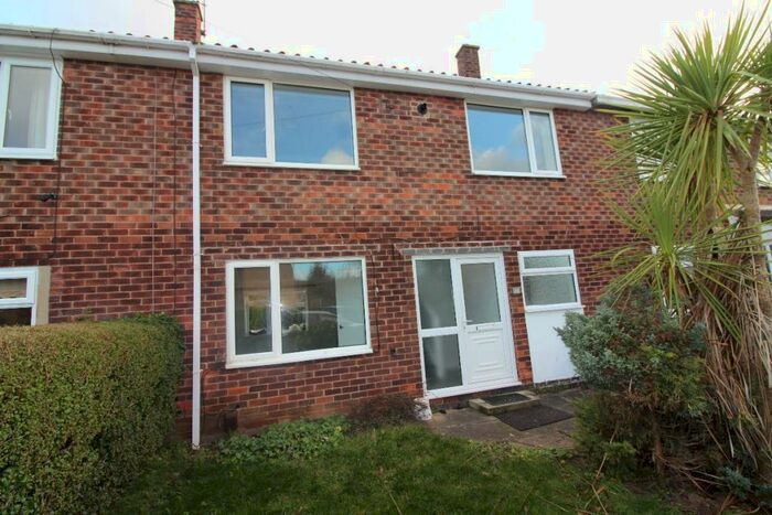 3 Bedroom Semi-Detached House To Rent In Longlands Road, Beeston, NG9