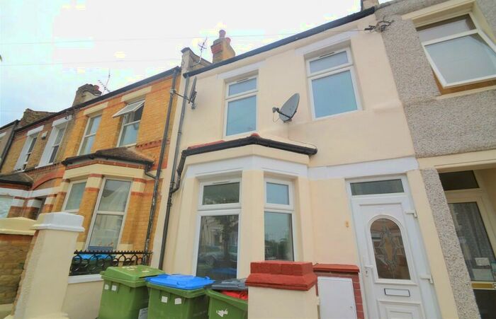 2 Bedroom Terraced House To Rent In Miriam Road, London, SE18