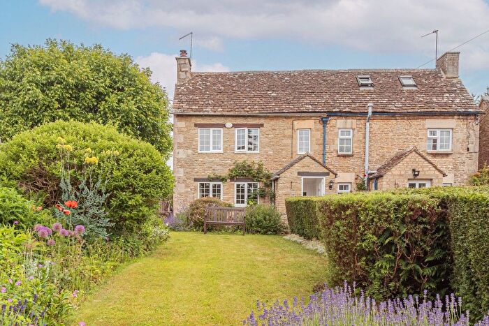 3 Bedroom Semi-Detached House For Sale In Shipton Moyne, Tetbury, GL8