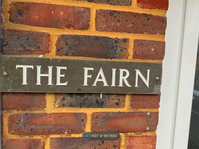 3 Bedroom End Of Terrace House To Rent In Beacon Road, Crowborough, TN6