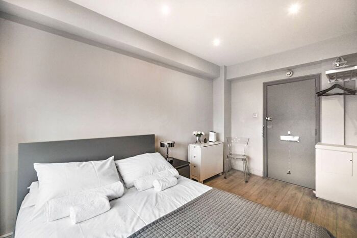 Studio To Rent In Sloane Avenue, Sloane Square, London, SW3