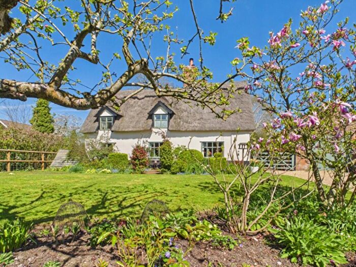 3 Bedroom Cottage For Sale In Lundy Green, Hempnall, Norwich, NR15