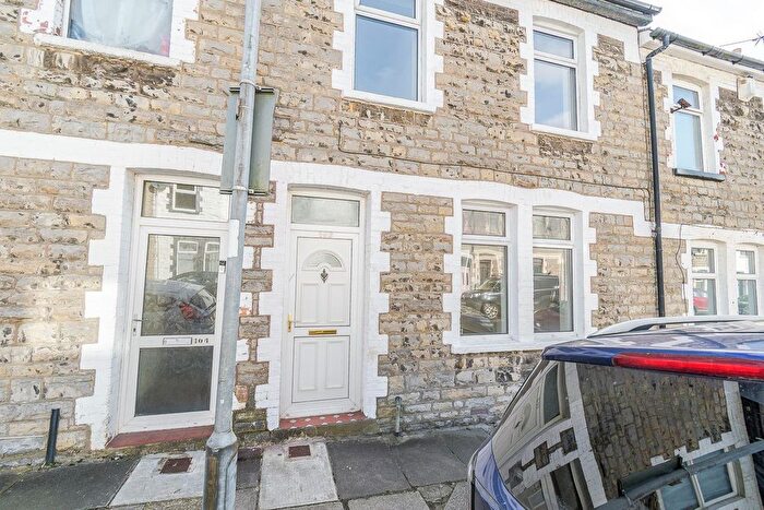 3 Bedroom Terraced House To Rent In Queen Street, Barry, CF62