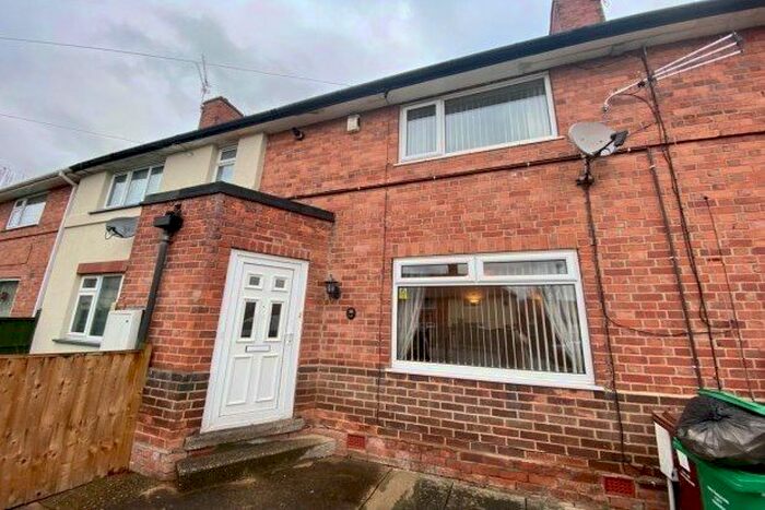 2 Bedroom Property To Rent In Minver Crescent, Nottingham NG8