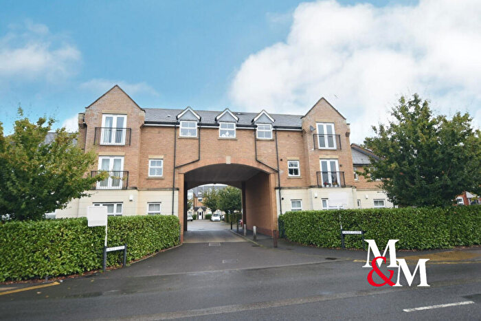 1 Bedroom Apartment To Rent In Eagle Close, LU7