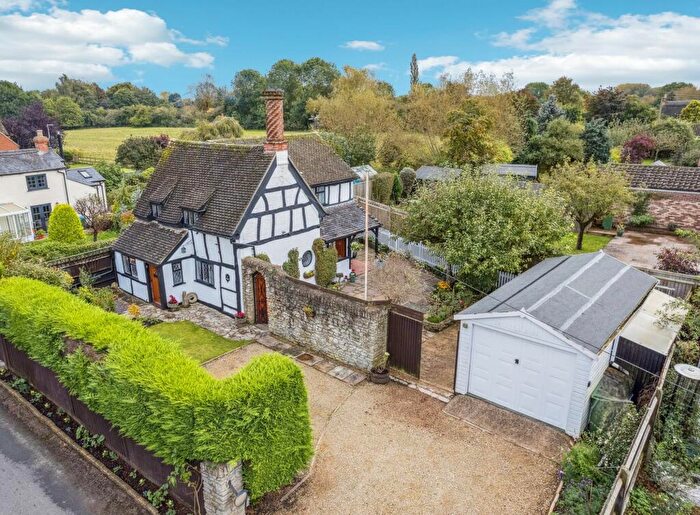 2 Bedroom Detached House For Sale In Sheldon Road, Ickford, HP18
