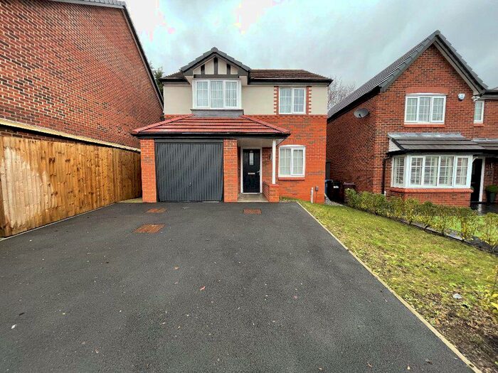 4 Bedroom Detached House To Rent In Dam House Crescent, L36