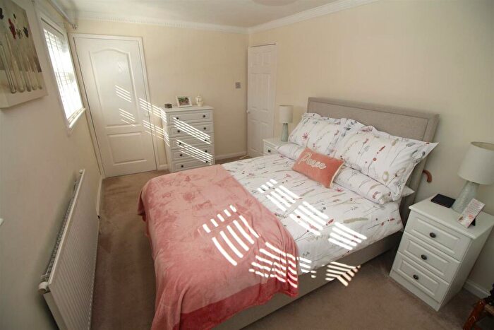 2 Bedroom Terraced House For Sale In Bridgend Road, Greenock, PA15