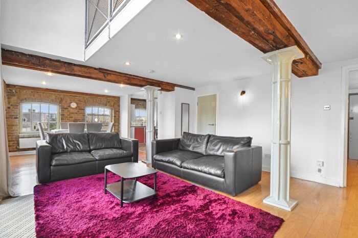 2 Bedroom Flat To Rent In Tannery House, London, E1