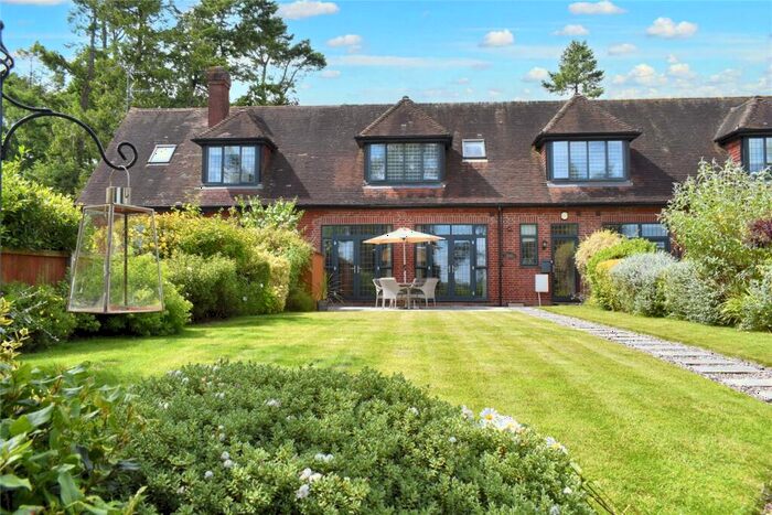 2 Bedroom Terraced House For Sale In Manor Court, Stone, Kidderminster, Worcestershire, DY10