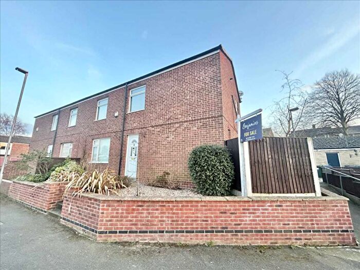 3 Bedroom End Of Terrace House For Sale In Spinney Road, Nottingham, NG12