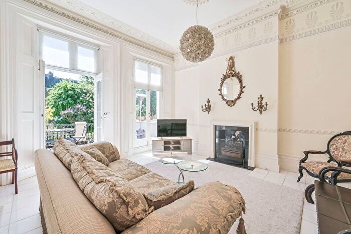 1 Bedroom Flat To Rent In Buckland Crescent, Belsize Park, London, NW3