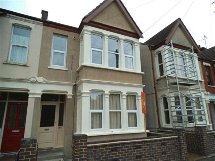 Studio To Rent In Whitegate Road, Southend On Sea, SS1