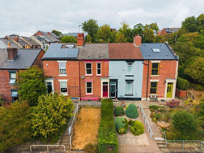 4 Bedroom Terraced House For Sale In Albert Road, Sheffield, S8
