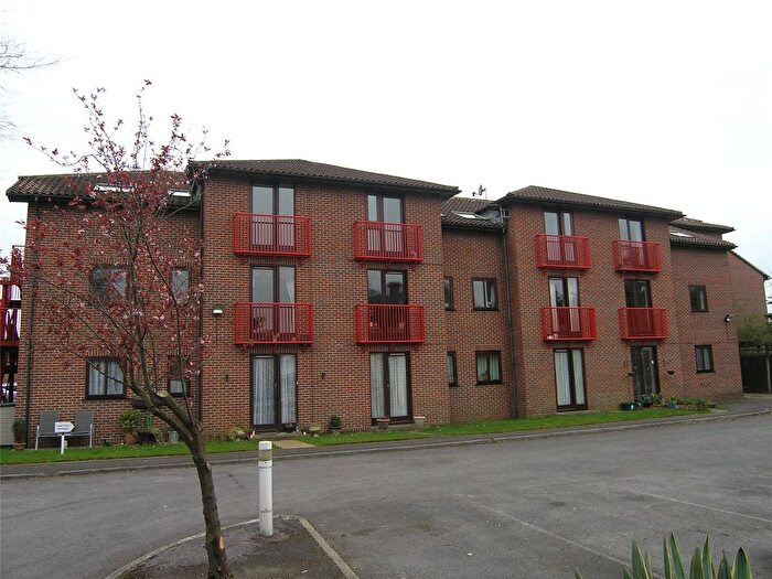 2 Bedroom Flat To Rent In Wembdon Road, Bridgwater, TA6