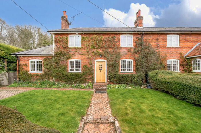 3 Bedroom Semi-Detached House For Sale In Mill Lane, Abbots Worthy, Winchester, SO21