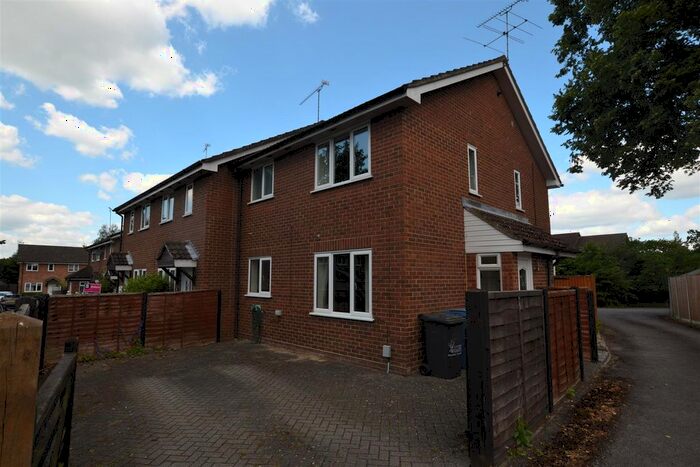 1 Bedroom End Of Terrace House To Rent In The Cedars, Fleet, GU51