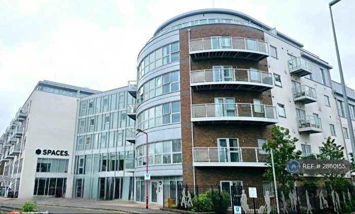 1 Bedroom Flat To Rent In Austen House, Guildford, GU1
