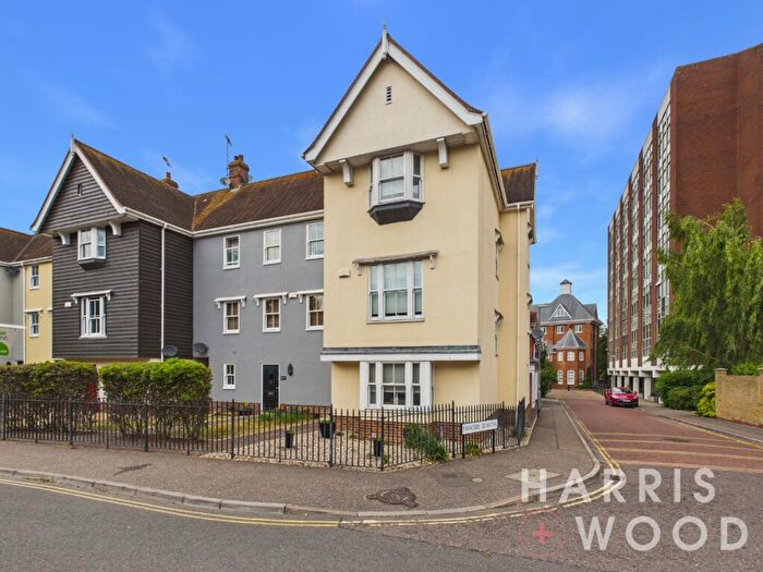 3 Bedroom End Of Terrace House For Sale In St. Peters Street, Colchester, Essex, CO1