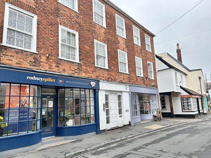 Studio To Rent In Fore Street, Topsham, EX3