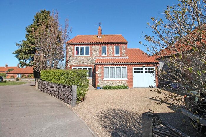 3 Bedroom Detached House For Sale In Pyes Close, Morston Road, NR25