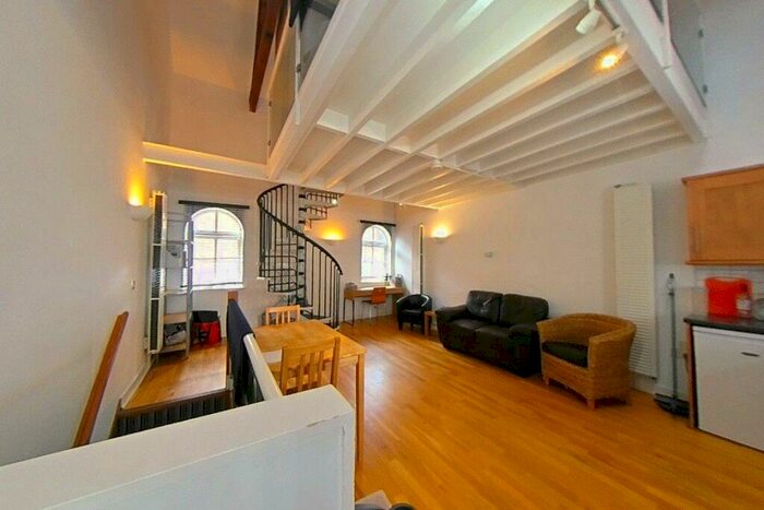 1 Bedroom Apartment To Rent In Adcocks Close, Loughborough, LE11