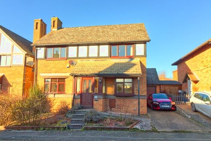 4 Bedroom Detached House To Rent In Holyrood, Great Holm, Milton Keynes, MK8