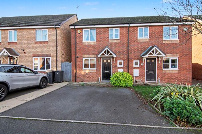 3 Bedroom Semi Detached House For Sale In Sargasso Lane, Nuneaton, CV10