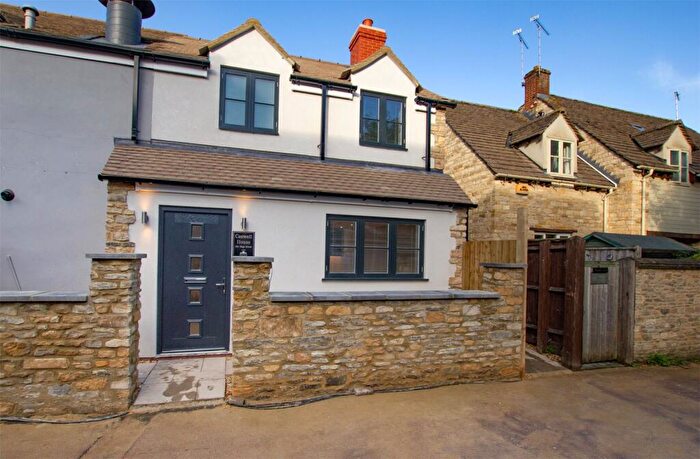 1 Bedroom End Of Terrace House To Rent In High Street, Witney, Oxfordshire, OX28