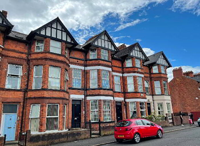 2 Bedroom Ground Floor Apartments To Rent In , Kansas Avenue, Belfast, BT15