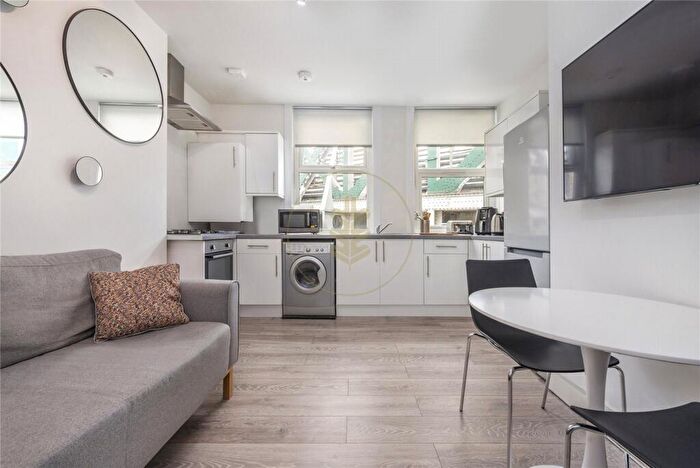 2 Bedroom Apartment To Rent In Loveridge Road, London, NW6