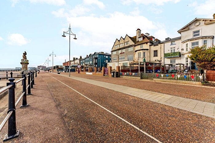 6 Bedroom Terraced House For Sale In Esplanade, Lowestoft, NR33