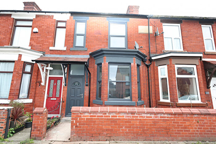 3 Bedroom Terraced House For Sale In Edge Lane, Droylsden, M43