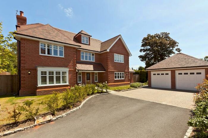 6 Bedroom Detached House To Rent In Wrens Hill, Oxshott, KT22