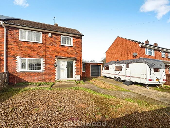 3 Bedroom Semi-Detached House For Sale In Hawthorne Road, Thorne, Doncaster, DN8
