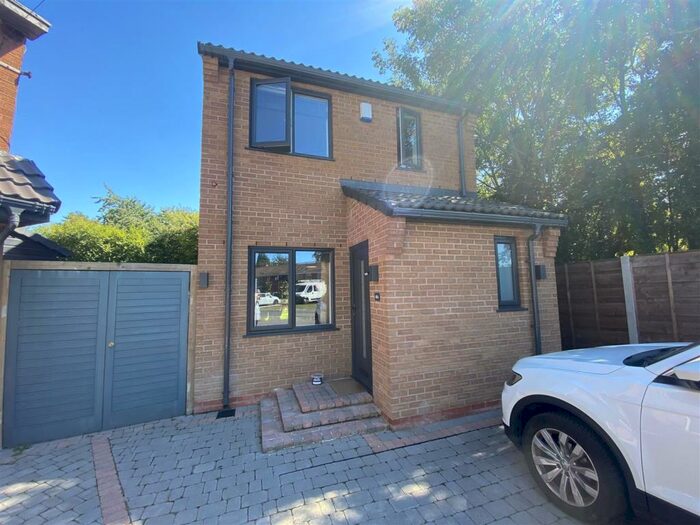 3 Bedroom Detached House To Rent In Helsby Road, Sale, M33